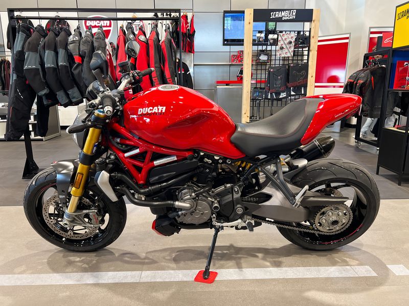 2019 Ducati Monster 1200 S Image 3