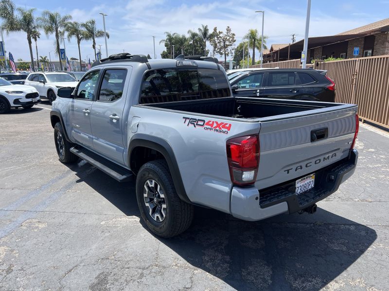 Used 2018 Toyota Tacoma TRD Off RoadImage 2