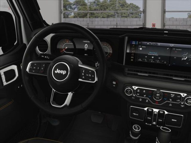 2025 Jeep Wrangler Unlimited Sahara photo 16