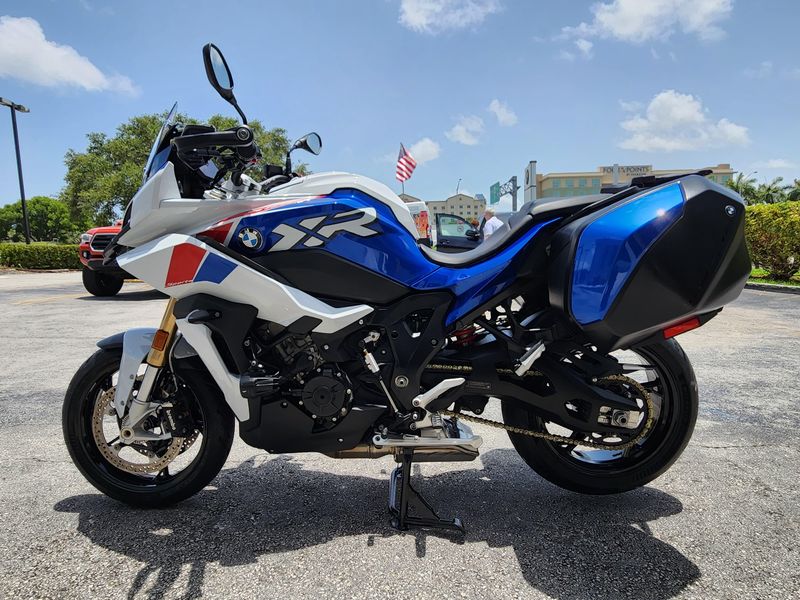 2021 BMW S 1000 XR Image 1