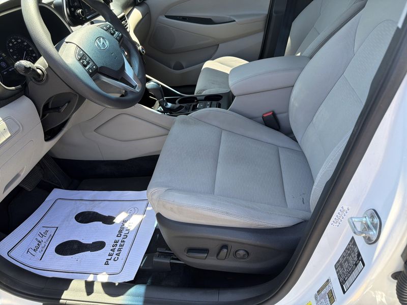 Used 2020 Hyundai Tucson SELImage 28