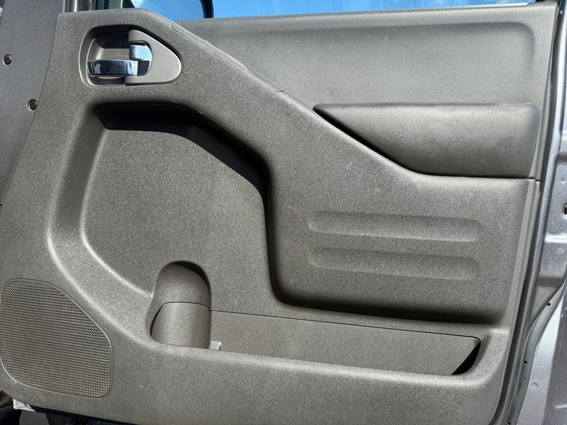 2018 Nissan Frontier PRO-4X photo 18