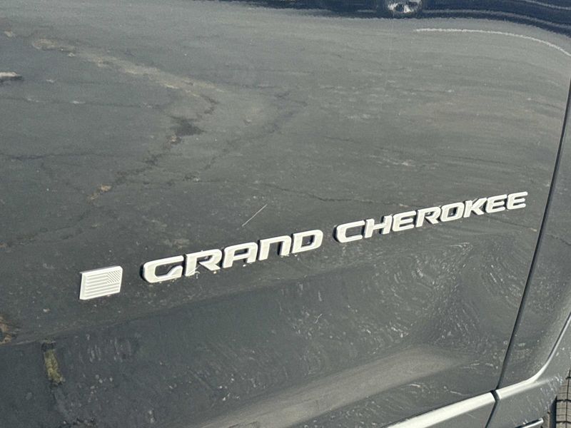New 2026 Jeep Grand Cherokee Laredo X 4x2