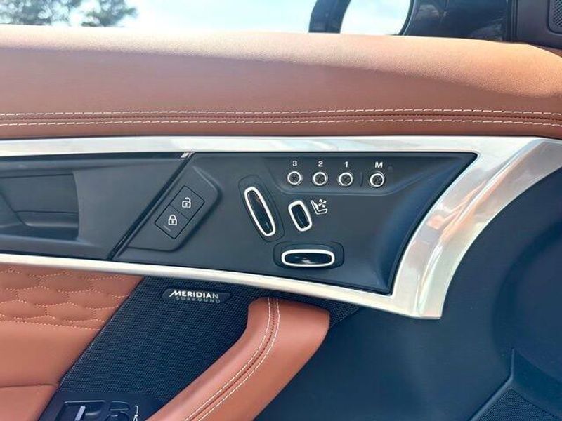 2024 Jaguar F-TYPE R-Dynamic