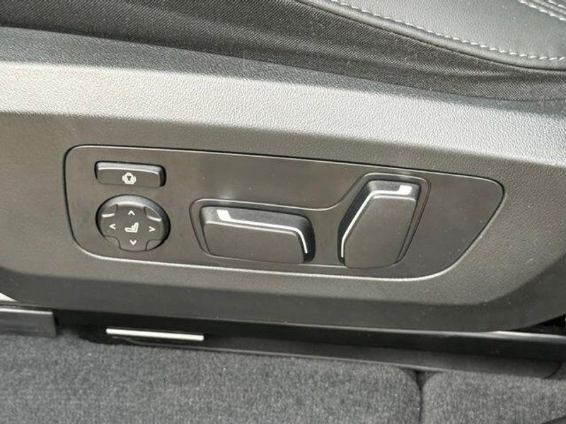 Used 2025 BMW X3 30 xDriveImage 21
