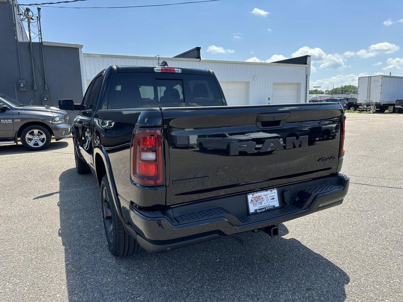 2025 RAM 1500 Big HornImage 6
