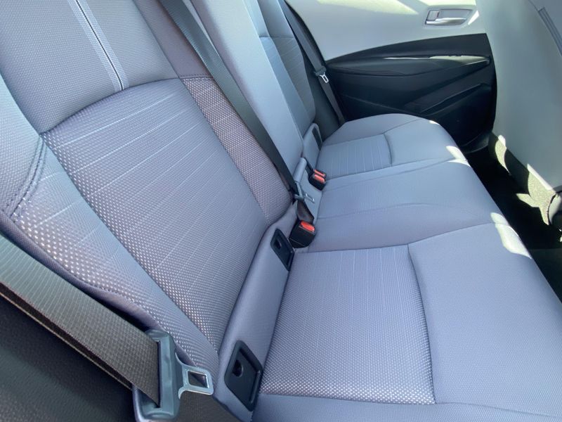 2025 Toyota Corolla SEImage 15