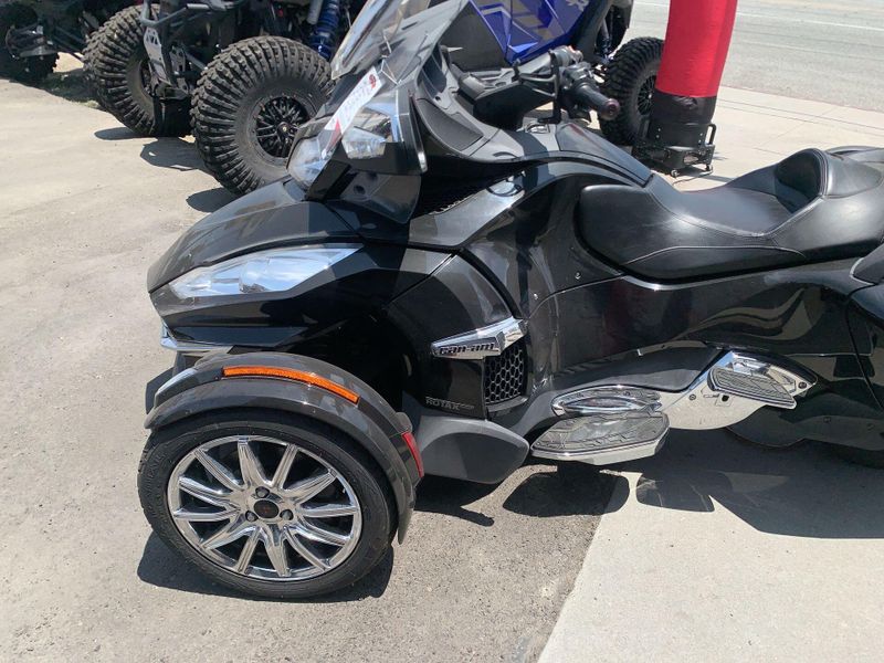 Used 2015 Can-Am SPYDER RT Image 14