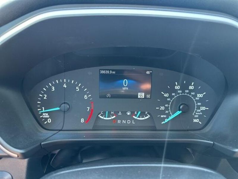 2022 Ford Escape SEImage 24