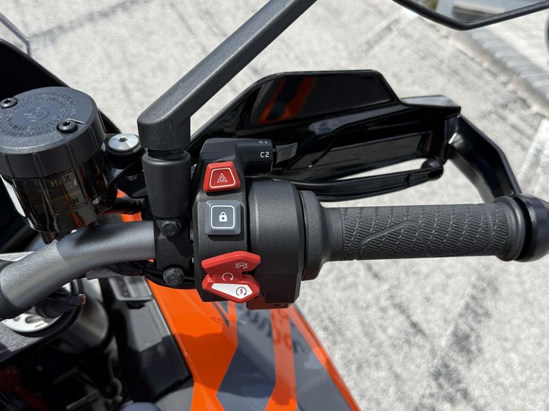 2024 KTM 1290 Super Duke GT