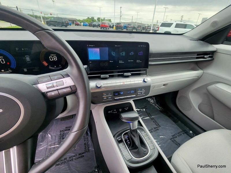 Used 2024 Hyundai Kona SEL