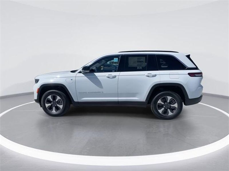 New 2024 Jeep Grand Cherokee 4xeImage 5