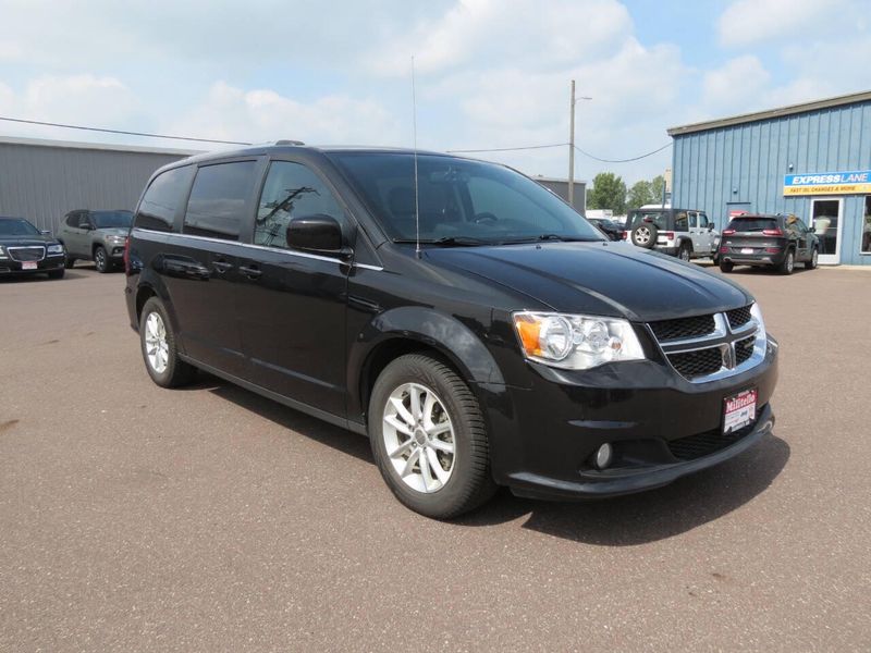 Used 2018 Dodge Grand Caravan SXT 4dr Mini VanImage 8