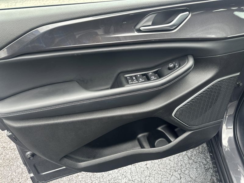 2022 Jeep Grand Cherokee AltitudeImage 18