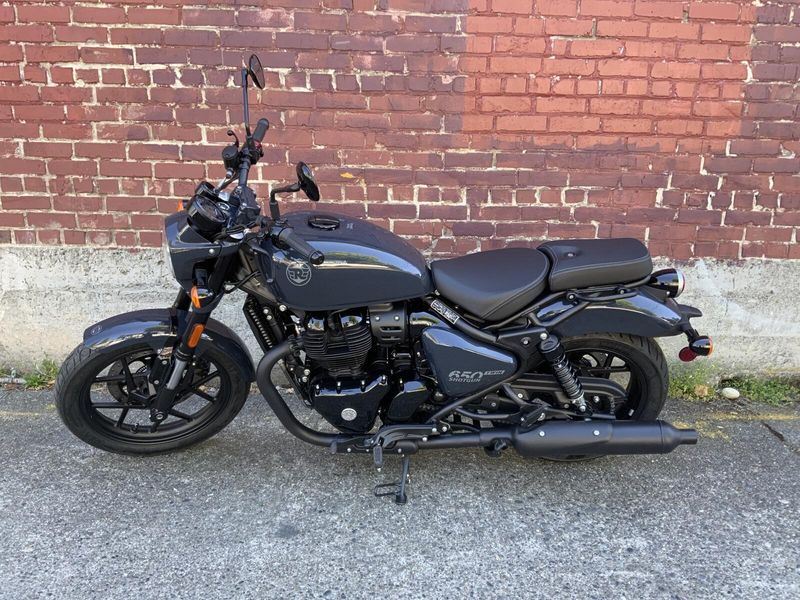 2024 Royal Enfield SHOTGUN 650 