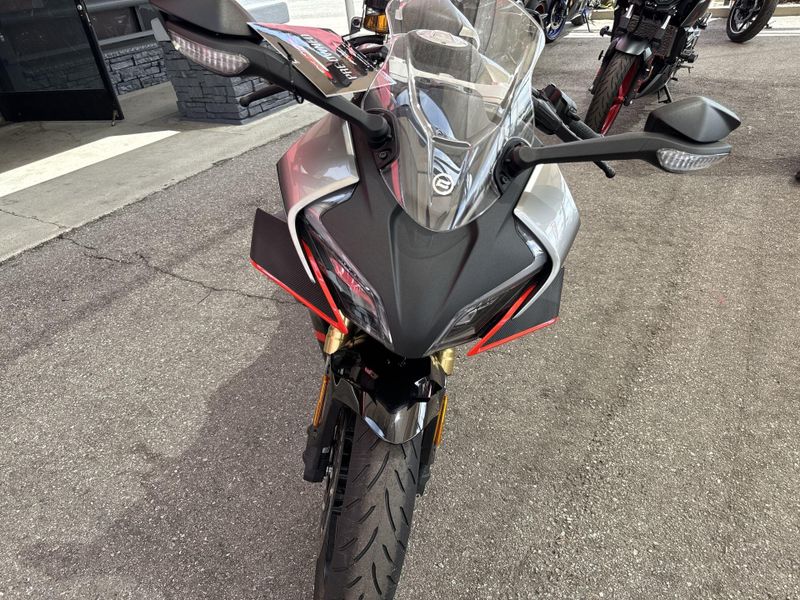 Used 2025 CFMOTO 450SS Image 16