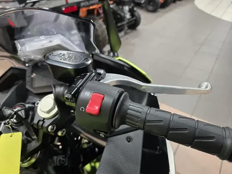 NEW 2026 KAWASAKI NINJA 500 ABS Image 13