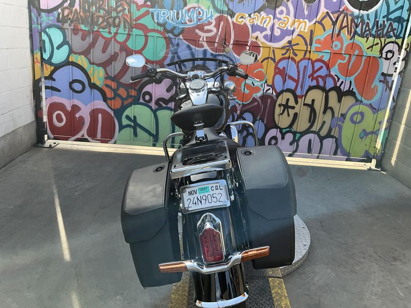 Used 2019 HARLEY SOFTAIL DELUXE 107 Image 4