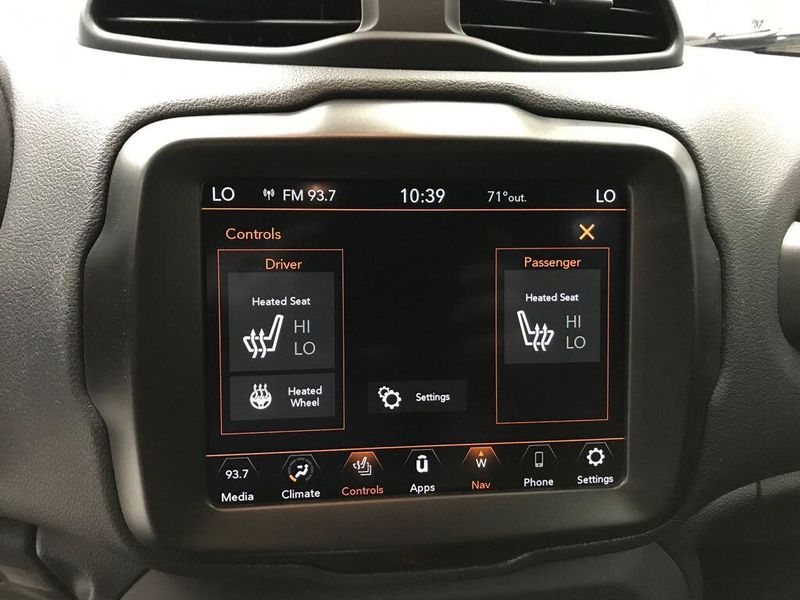 Used 2023 Jeep Renegade LatitudeImage 10