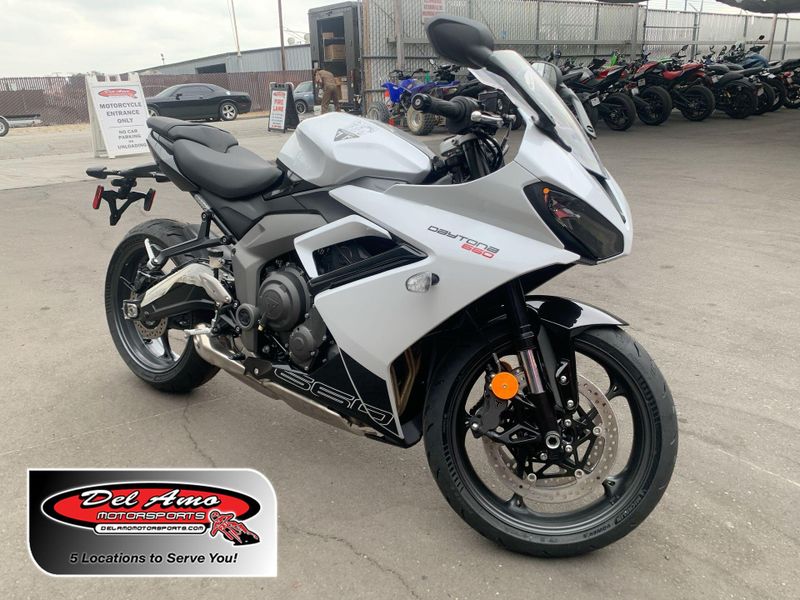 New 2025 Triumph DAYTONA 660 Image 1