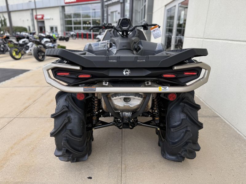 2026 Can-Am OUTLANDER XMR 1000RImage 5