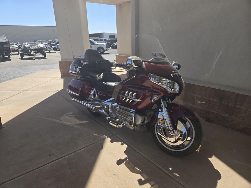 USED 2009 HONDA GOLD WING AUDIO COMFORT NAVI Image 1