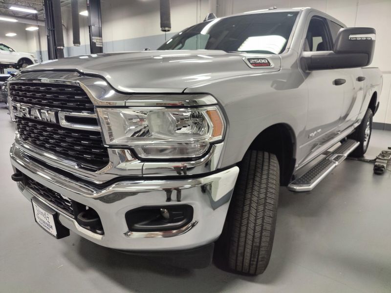 Used 2024 RAM 2500 Big Horn Crew Cab 6.4L V8 4x4Image 7