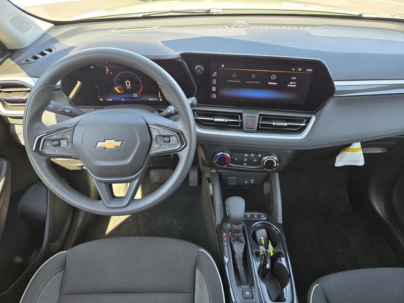 Used 2025 Chevrolet Trailblazer FWD 4dr LS