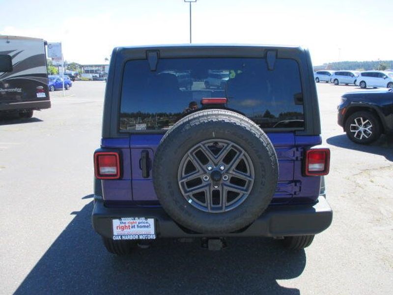 New 2026 Jeep Wrangler 4-door Sport SImage 8