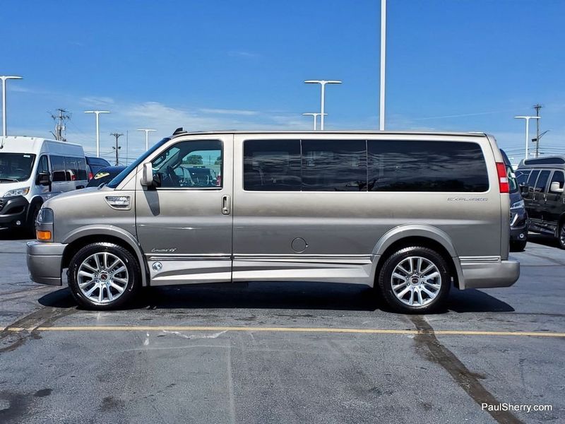 2021 GMC Savana Passenger LSImage 6