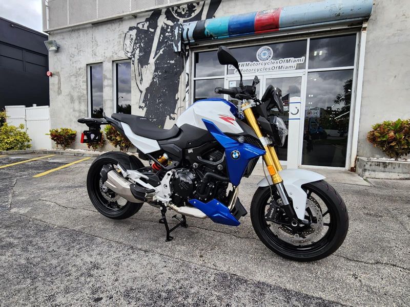Used 2022 BMW F 900 R Image 10