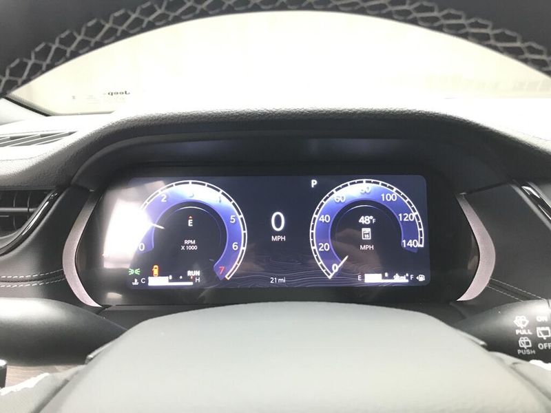 New 2026 Jeep Grand Cherokee L Limited 4x4Image 5