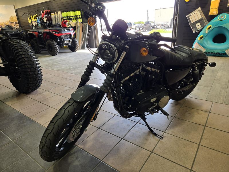 2022 HARLEY SPORTSTER IRON 883 Image 8