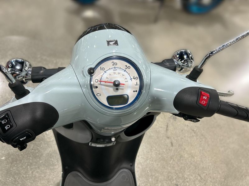 Used 2022 Honda Metropolitan Image 14