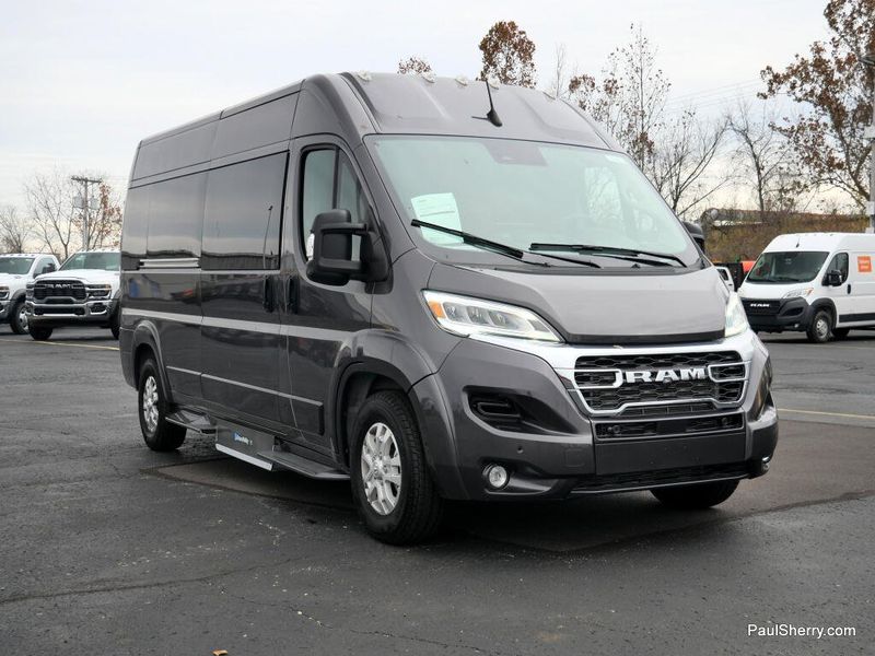 New 2024 RAM Promaster 2500 Slt+ Window Van High Roof 159' Wb
