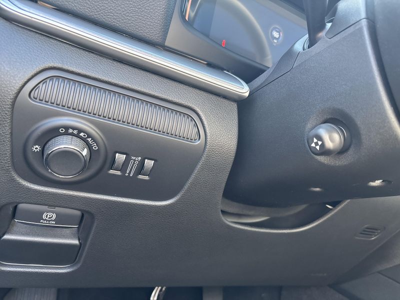 2026 Jeep Grand Wagoneer Limited Altitude 4x4Image 40