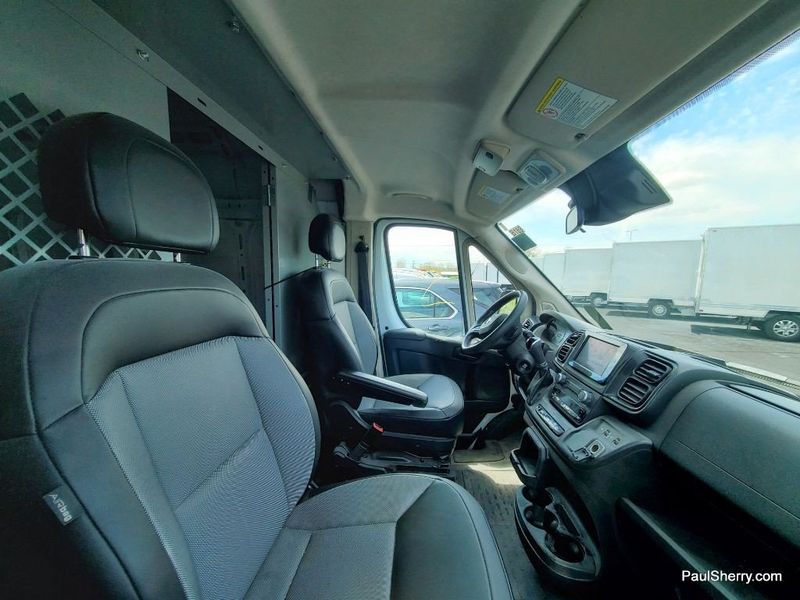 2022 RAM ProMaster 2500 High RoofImage 4