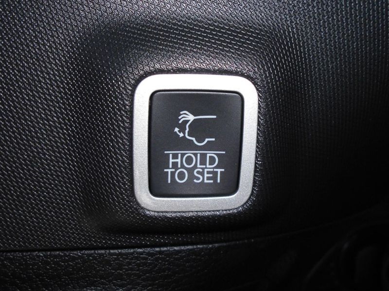 2025 Jeep Grand Cherokee Summit Reserve 4x4Image 27