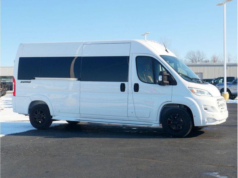 2024 RAM Promaster 2500 Slt+ Window Van High Roof 159