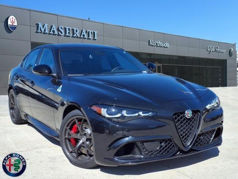 2024 Alfa Romeo Giulia Quadrifoglio RwdImage 1