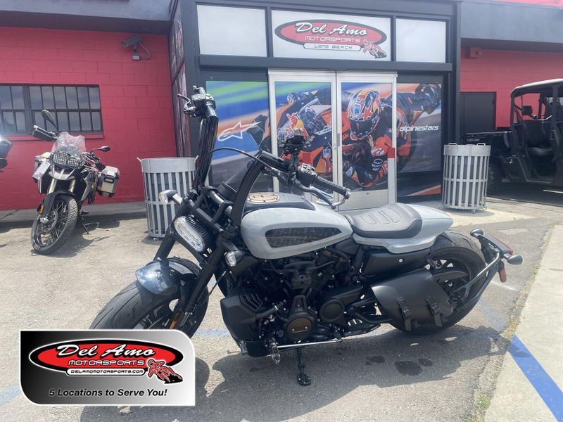 Used 2024 Harley-Davidson Sportster Image 1