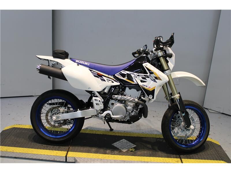 Used 2024 Suzuki DR-Z400SM Image 1