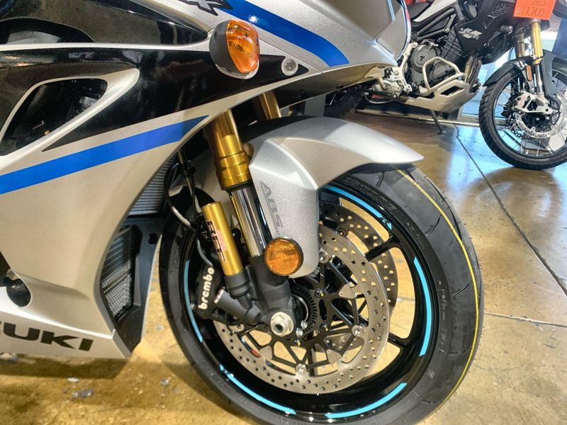 New 2025 Suzuki GSX-R1000R Image 10
