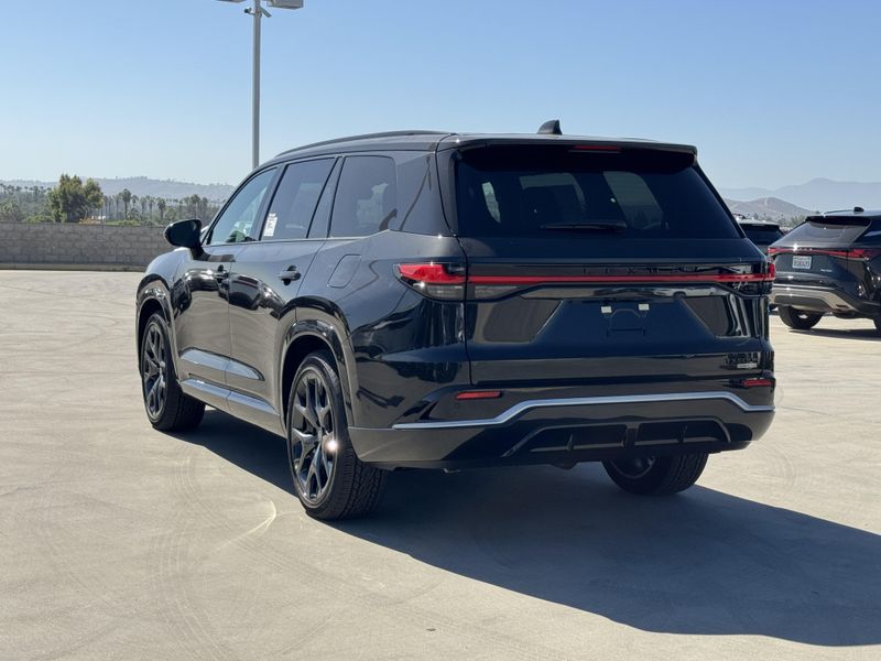 New 2026 Lexus TX 500h F SPORT Performance PremiumImage 7