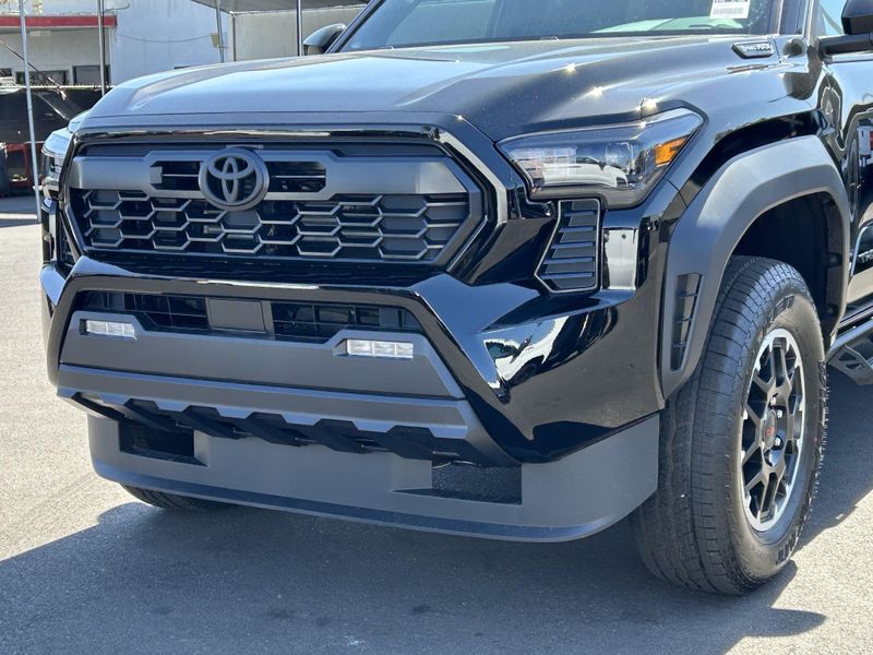 New 2025 Toyota Tacoma TRD Off Road HybridImage 7