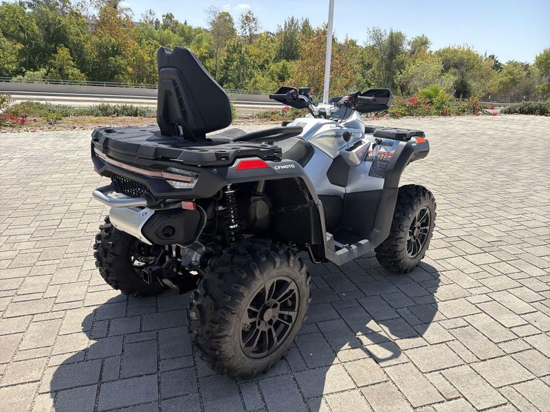 New 2027 CFMOTO CFORCE 800 TOURING Image 17