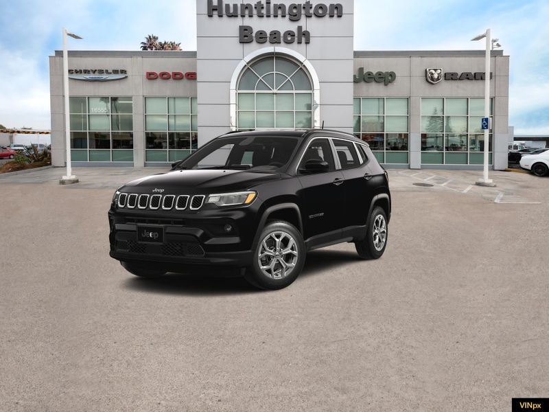 2025 Jeep Compass Latitude 4x4Image 1