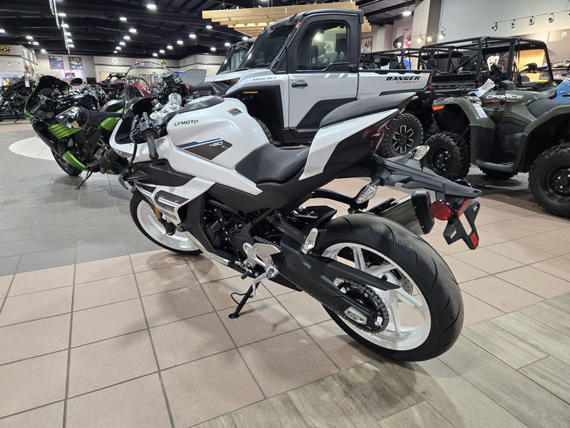 NEW 2026 CFMOTO 450SS Image 6