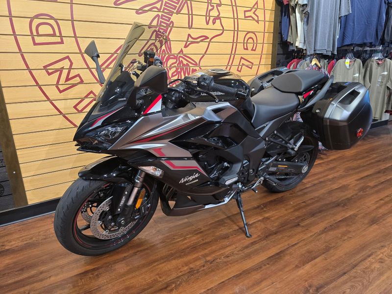 Used 2024 Kawasaki Ninja 1000 SX Image 3