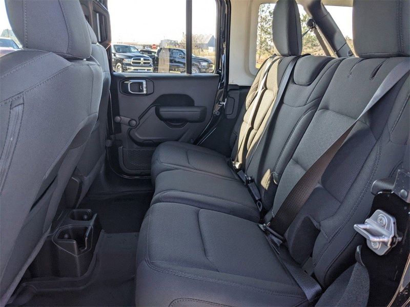 2023 Jeep Wrangler 4-door Sport 4x4Image 13